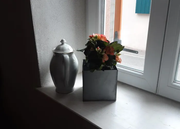 Ales Ursula Sokolowski *